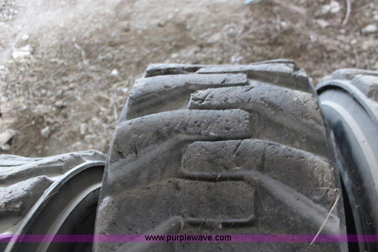 image for item F7702 (8) 12-16.5 NHS skid steer tires