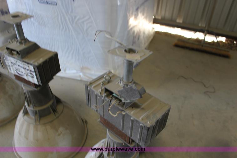 image for item F7706 (4) Cooper lighting high bay lights