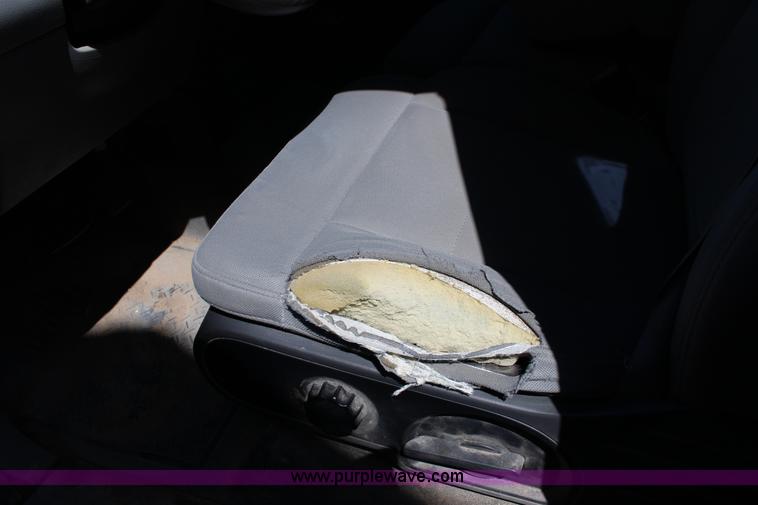 image for item F7728 2005 Ford F150 pickup truck