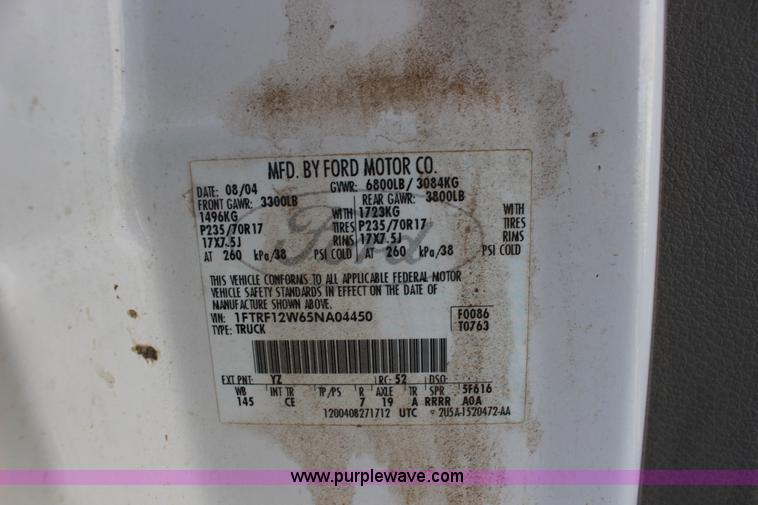 image for item F7728 2005 Ford F150 pickup truck