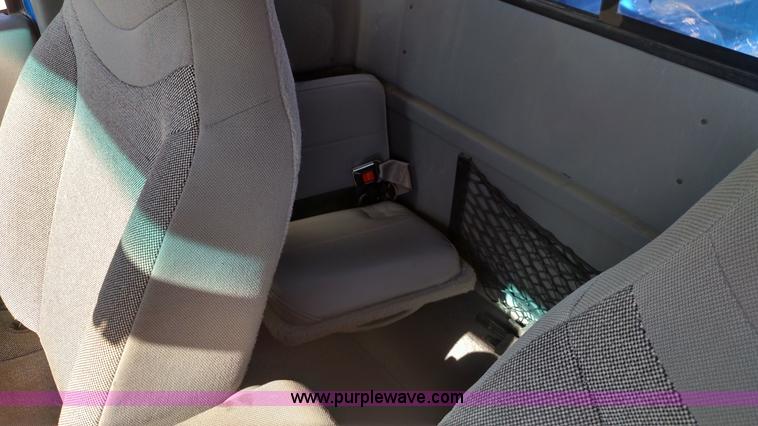 image for item F7745 2000 Ford Ranger XLT SuperCab pickup truck
