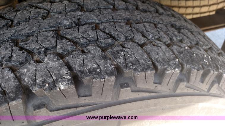 image for item F7745 2000 Ford Ranger XLT SuperCab pickup truck