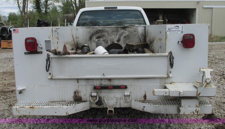 image for item G6529 2001 Ford F350 Super Duty SuperCab pickup truck