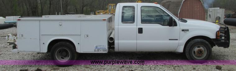 image for item G6529 2001 Ford F350 Super Duty SuperCab pickup truck