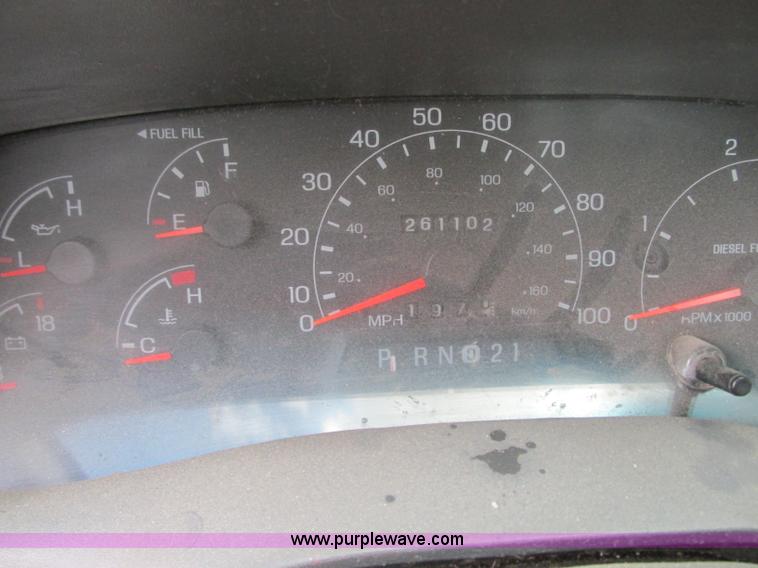 image for item G6529 2001 Ford F350 Super Duty SuperCab pickup truck