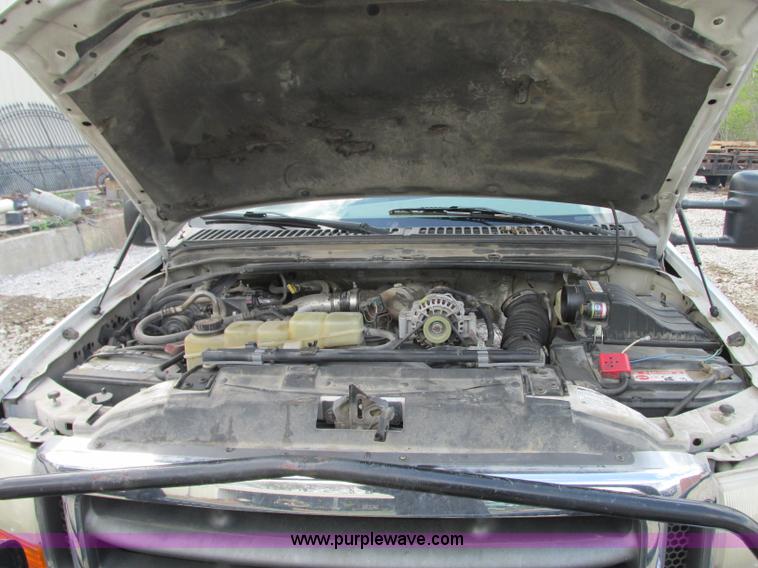 image for item G6529 2001 Ford F350 Super Duty SuperCab pickup truck