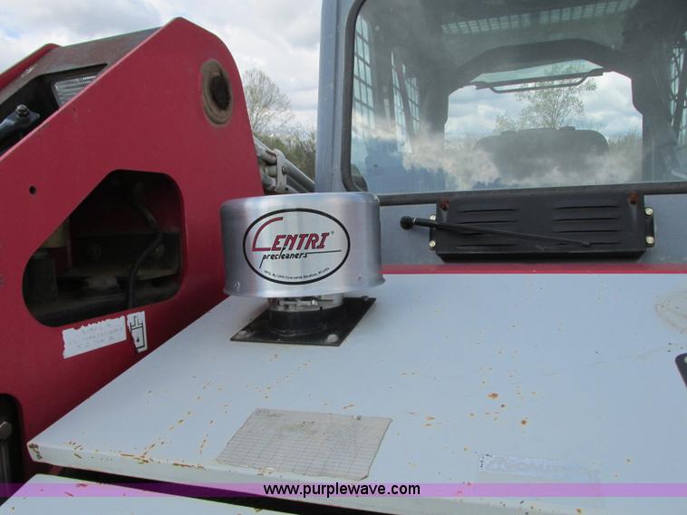 image for item G6532 2004 Takeuchi TL150 skid steer