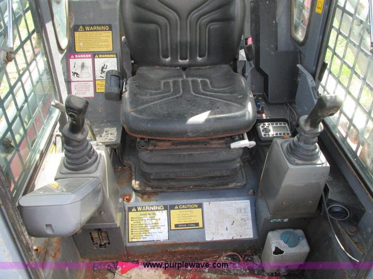image for item G6532 2004 Takeuchi TL150 skid steer