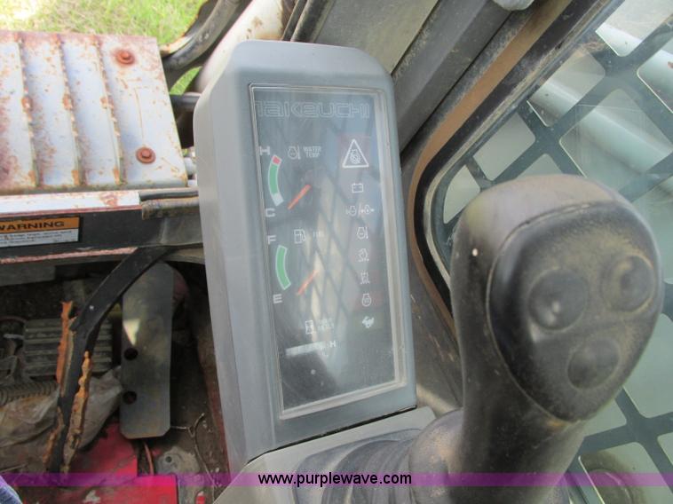 image for item G6532 2004 Takeuchi TL150 skid steer