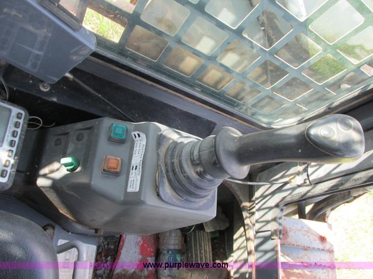 image for item G6532 2004 Takeuchi TL150 skid steer