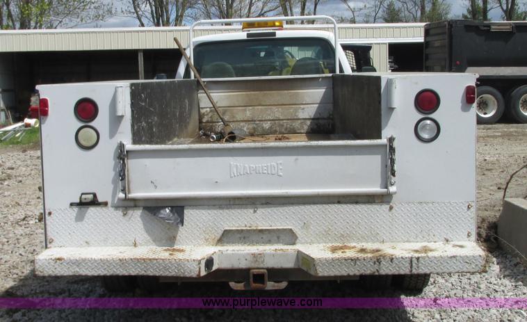 image for item G6533 1999 Ford F550 XL utility truck