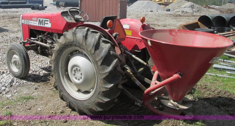 image for item G6534 Massey-Ferguson 230 tractor