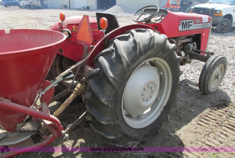 image for item G6534 Massey-Ferguson 230 tractor