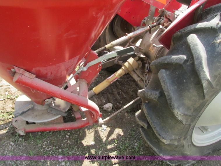 image for item G6534 Massey-Ferguson 230 tractor