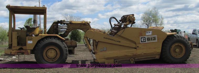 image for item G6536 Caterpillar 613 elevating scraper