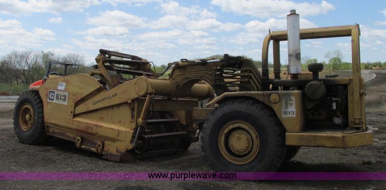 image for item G6536 Caterpillar 613 elevating scraper