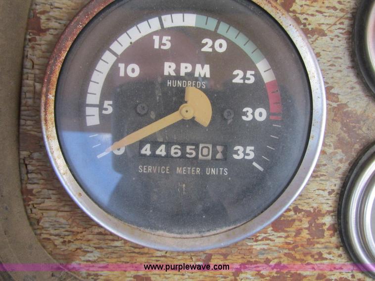 image for item G6536 Caterpillar 613 elevating scraper