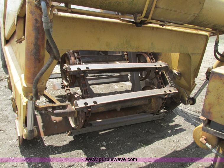 image for item G6536 Caterpillar 613 elevating scraper