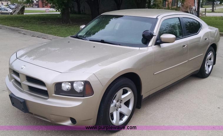 image for item G6619 2009 Dodge Charger SE
