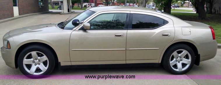 image for item G6619 2009 Dodge Charger SE