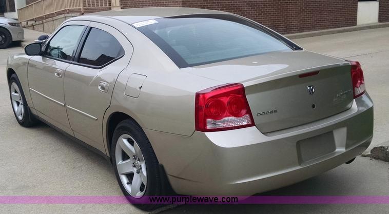 image for item G6619 2009 Dodge Charger SE