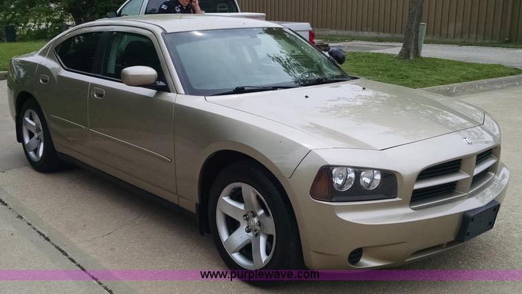 image for item G6619 2009 Dodge Charger SE