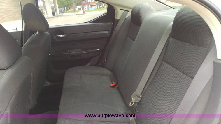 image for item G6619 2009 Dodge Charger SE