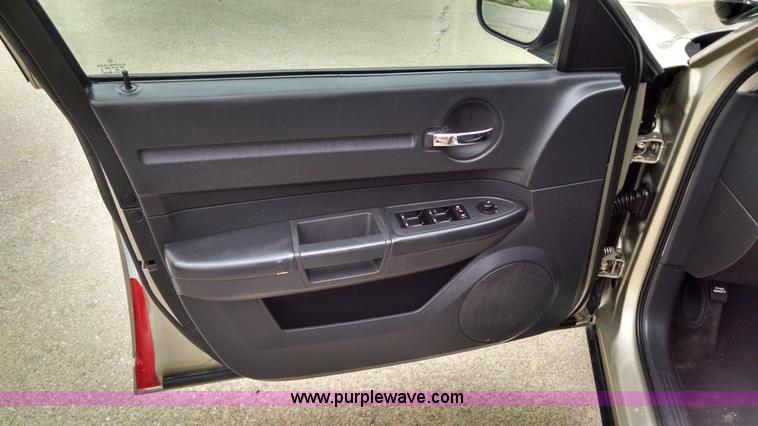 image for item G6619 2009 Dodge Charger SE