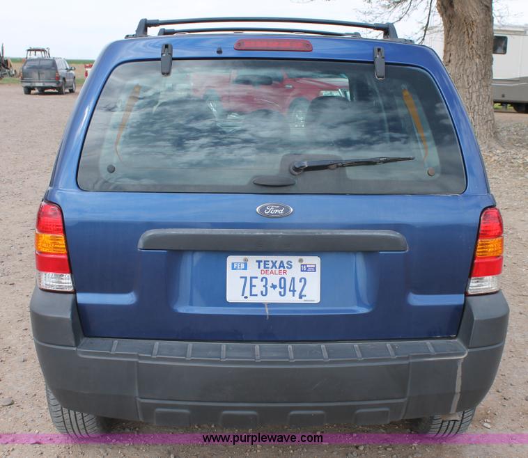 image for item H1533 2007 Ford Escape SUV