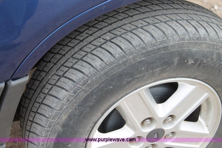 image for item H1533 2007 Ford Escape SUV