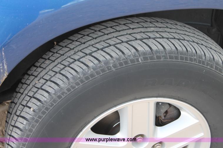 image for item H1533 2007 Ford Escape SUV