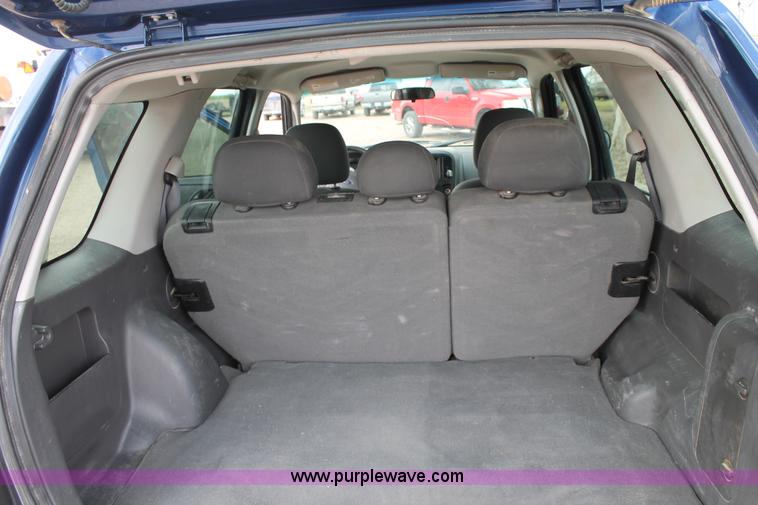image for item H1533 2007 Ford Escape SUV
