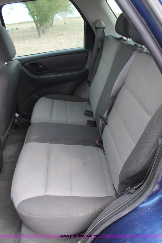 image for item H1533 2007 Ford Escape SUV