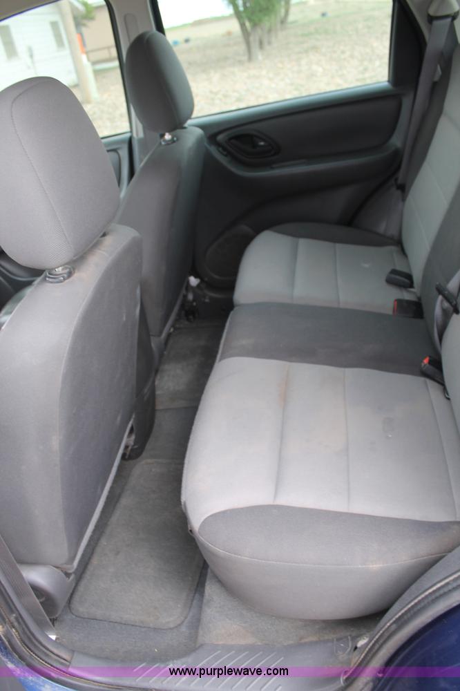 image for item H1533 2007 Ford Escape SUV