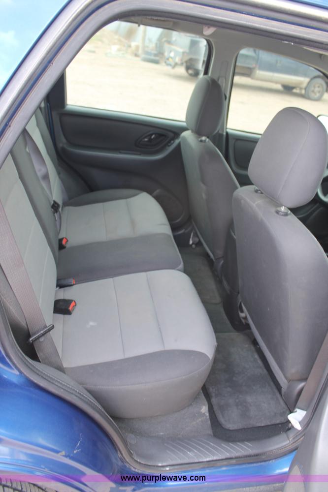 image for item H1533 2007 Ford Escape SUV