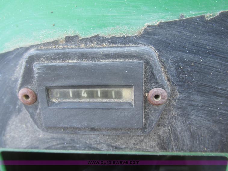 image for item H4658 John Deere 3235B commercial mower