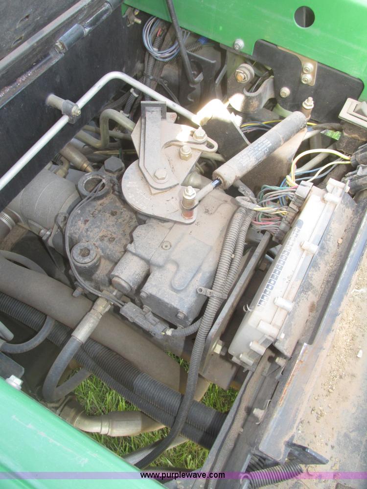 image for item H4658 John Deere 3235B commercial mower