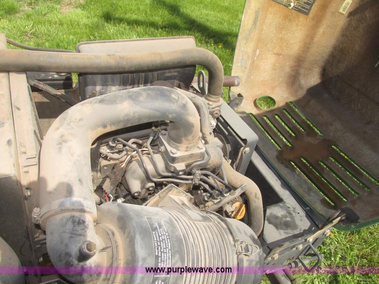 image for item H4658 John Deere 3235B commercial mower