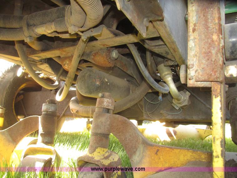 image for item H4658 John Deere 3235B commercial mower