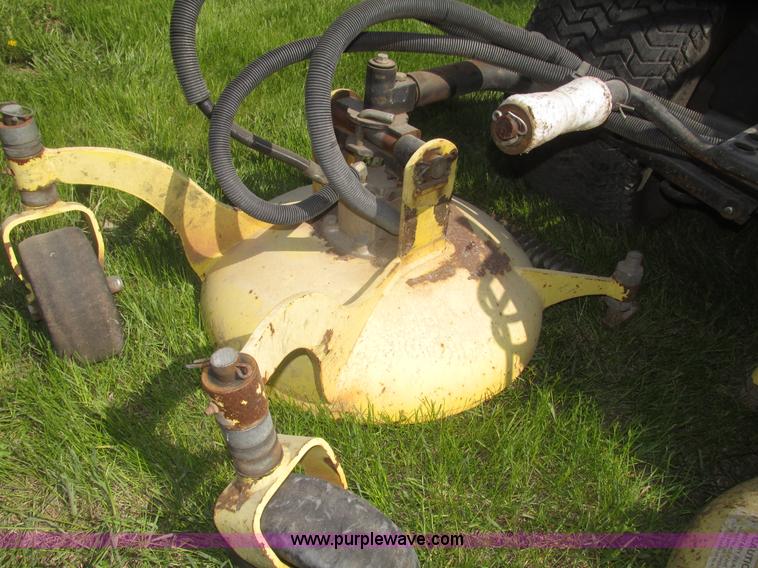 image for item H4658 John Deere 3235B commercial mower