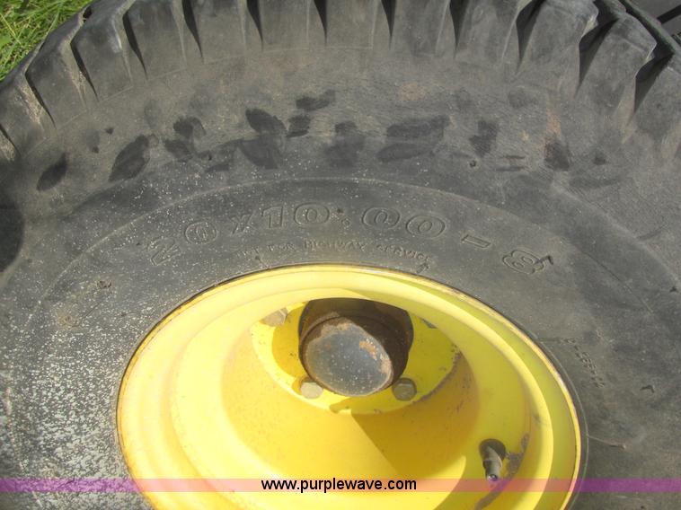 image for item H4658 John Deere 3235B commercial mower