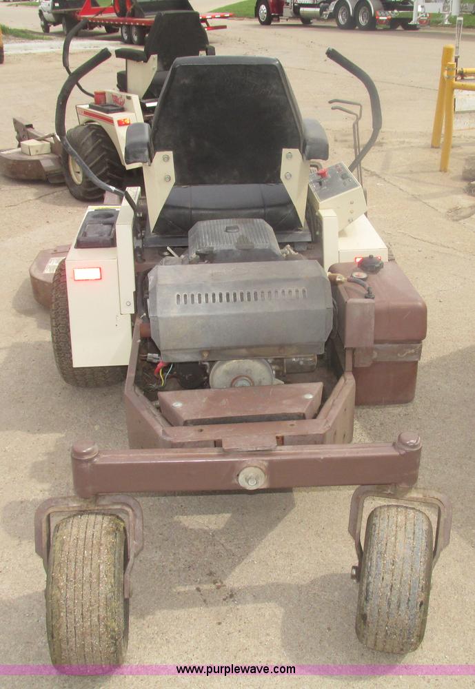 image for item H4670 Grasshopper 720K commercial mower