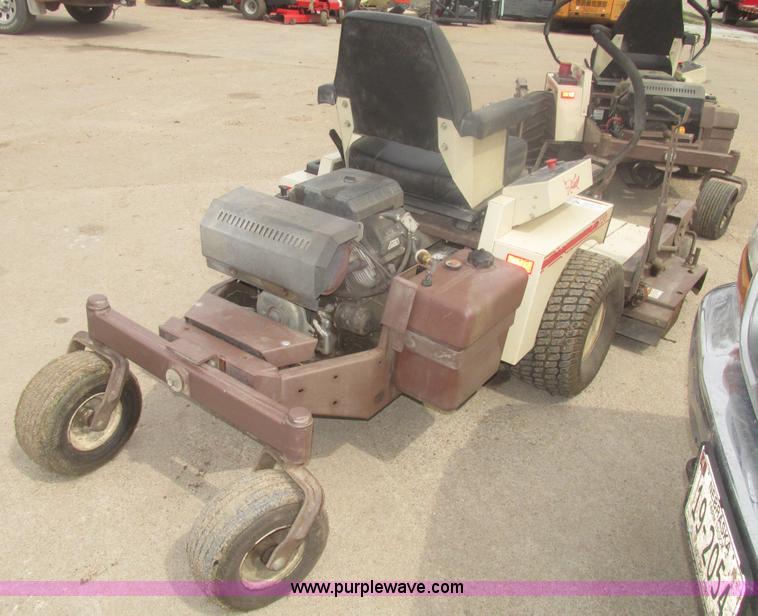 image for item H4670 Grasshopper 720K commercial mower