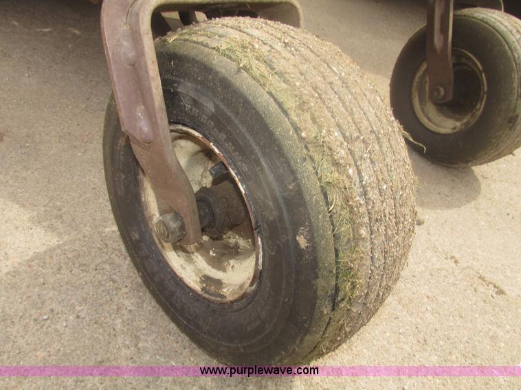 image for item H4670 Grasshopper 720K commercial mower