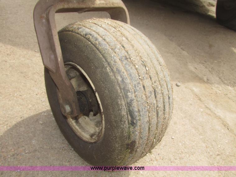 image for item H4670 Grasshopper 720K commercial mower