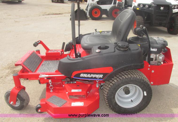 image for item H4671 2013 Snapper 400Z lawn mower
