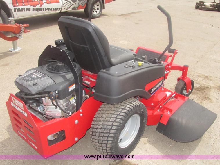 image for item H4671 2013 Snapper 400Z lawn mower