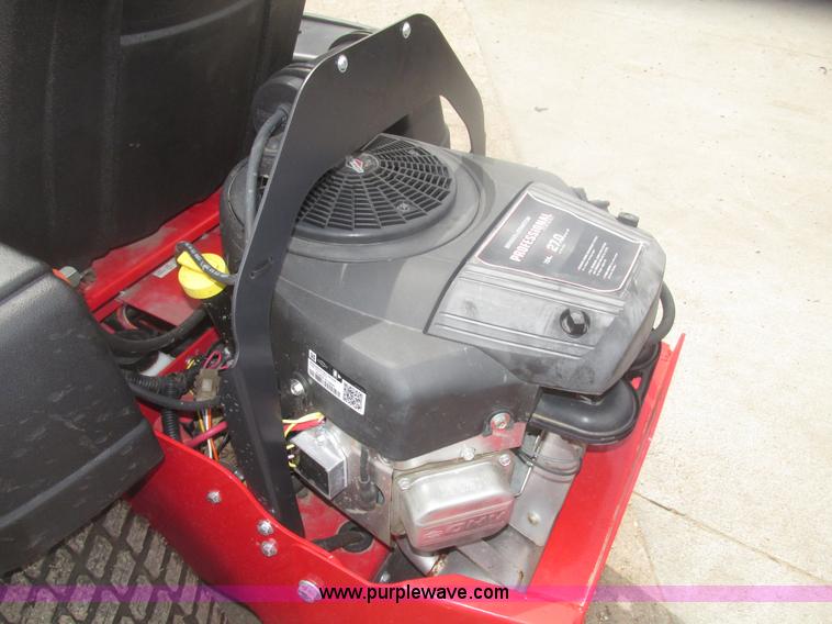 image for item H4671 2013 Snapper 400Z lawn mower