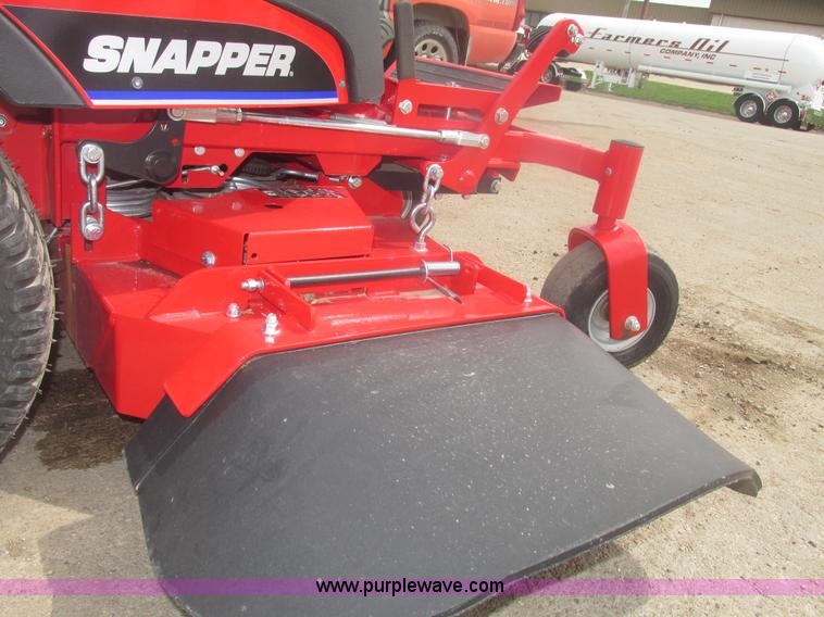 image for item H4671 2013 Snapper 400Z lawn mower