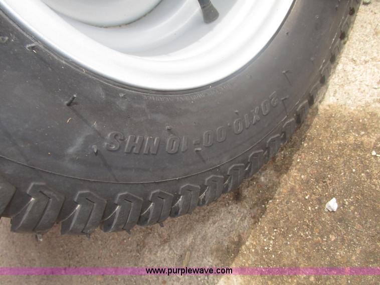 image for item H4671 2013 Snapper 400Z lawn mower